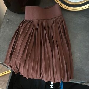 Elegant Brown Pleated Skirt